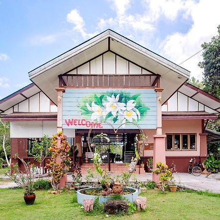 Oyo 479 Water Jade Natural Resort Thai Mueang Luaran gambar
